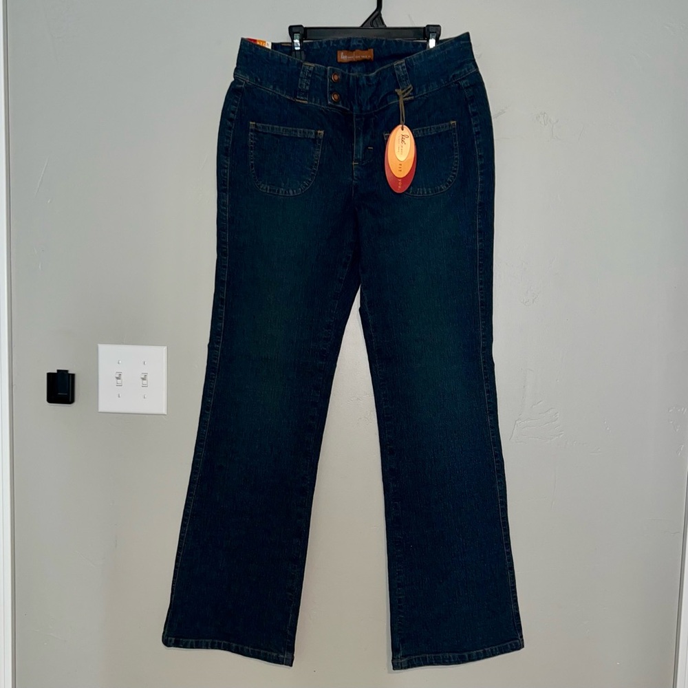NWT Lee One True Fit women’s jeans.